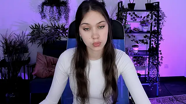 Snapshot of BlossomVesper chatting on December 1, 9:36 am BlossomVesper online show from December 1, 9:36 am