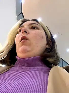 Snapshot of KateBurlesk chatting on November 24, 8:25 am KateBurlesk online show from November 24, 8:25 am