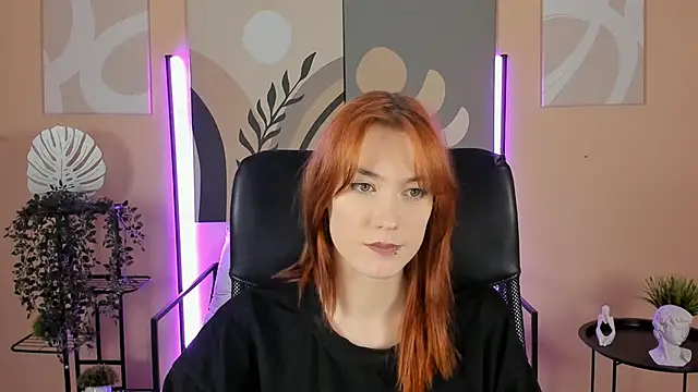 Snapshot of SierraHarper chatting on November 29, 12:08 pm SierraHarper online show from November 29, 12:08 pm