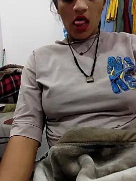 Snapshot of Hot_hania chatting on December 15, 4:33 pm Hot hania online show from December 15, 4:33 pm