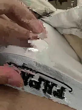 boyyyy2k1 online show from November 24, 5:40 am