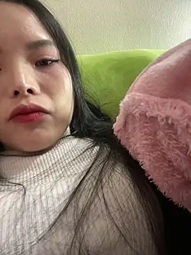 Snapshot of Hong8999 chatting on November 28, 11:57 am Hong8999 online show from November 28, 11:57 am