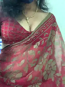Snapshot of honeygirl6996 chatting on June 19, 7:01 am honeygirl6996 online show from June 19, 7:01 am