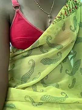 Snapshot of honeygirl6996 chatting on July 2, 7:14 am honeygirl6996 online show from July 2, 7:14 am