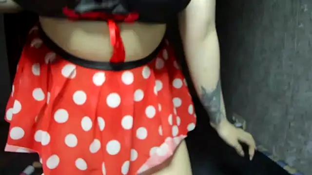 LadyMelaniee online show from December 3, 1:31 pm
