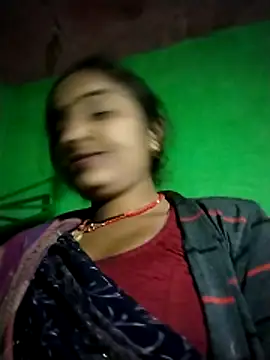 Snapshot of Pooja_hote chatting on November 25, 3:23 pm Pooja hote online show from November 25, 3:23 pm