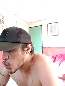 Snapshot of Sixsixsixsix666 chatting on May 24, 2:33 pm Sixsixsixsix666 online show from May 24, 2:33 pm