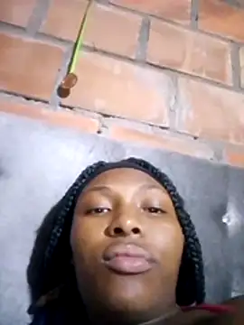 Snapshot of KiaracCastilo chatting on December 4, 8:17 pm KiaracCastilo online show from December 4, 8:17 pm