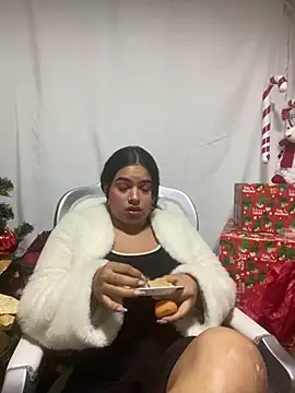 Snapshot of Ambar85 chatting on December 4, 10:51 pm Ambar85 online show from December 4, 10:51 pm