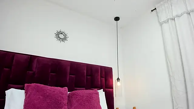 Snapshot of Ambar85 chatting on December 14, 3:01 am Ambar85 online show from December 14, 3:01 am