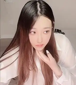 Snapshot of clara-cc chatting on February 5, 1:49 pm clara-cc online show from February 5, 1:49 pm