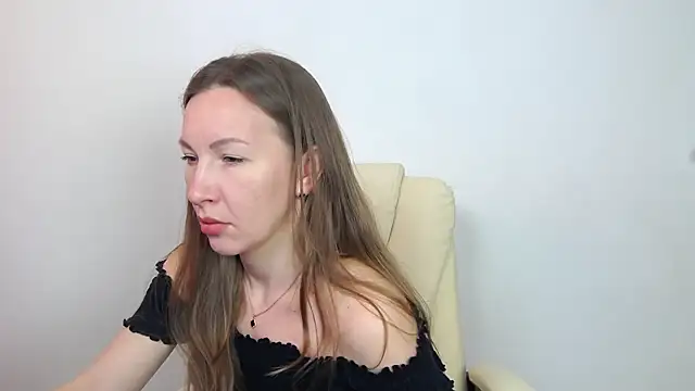 Brandy Gem online show from April 27, 1:09 pm
