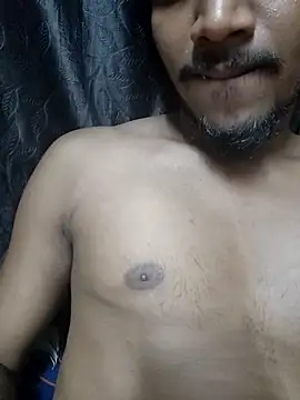 Snapshot of Handsome_09 chatting on April 10, 7:51 pm Handsome 09 online show from April 10, 7:51 pm