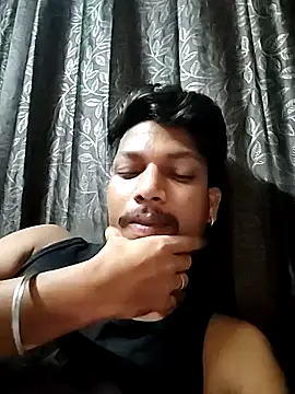 Snapshot of Handsome_09 chatting on April 27, 7:45 pm Handsome 09 online show from April 27, 7:45 pm