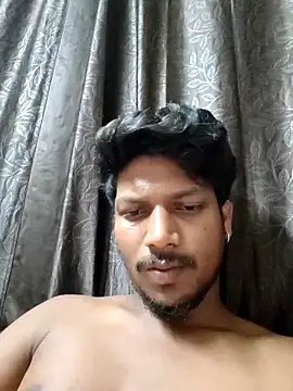 Snapshot of Handsome_09 chatting on May 24, 9:20 pm Handsome 09 online show from May 24, 9:20 pm