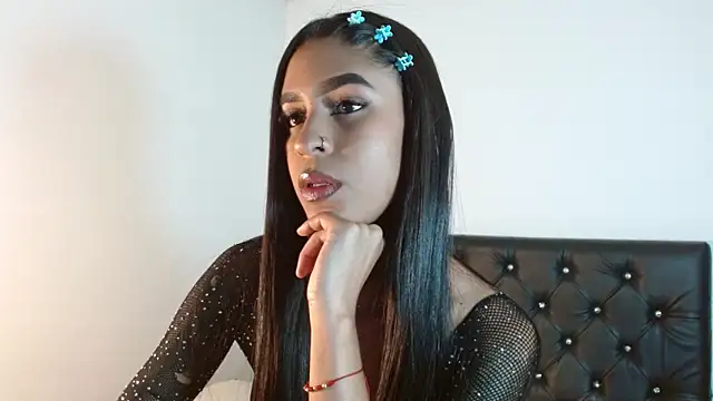 Snapshot of Ameliejoness_ chatting on May 30, 9:01 pm Ameliejoness online show from May 30, 9:01 pm