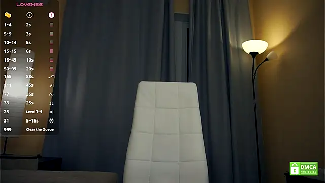 Snapshot of ToyaPletz chatting on December 13, 7:53 pm ToyaPletz online show from December 13, 7:53 pm