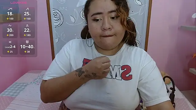 Danna Keys online show from November 26, 6:42 pm