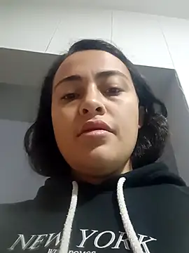 Snapshot of Susan_Owens chatting on December 15, 9:24 am Susan Owens online show from December 15, 9:24 am