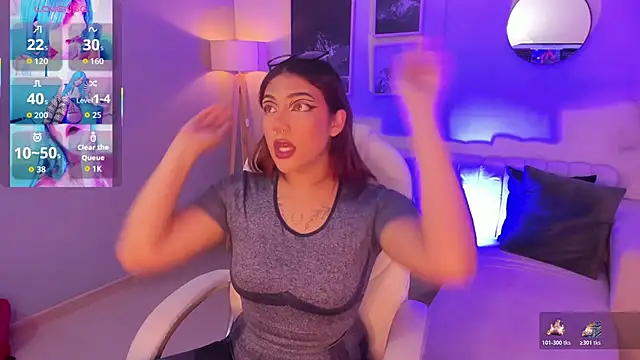 Snapshot of Raven_Curly chatting on December 14, 4:40 am Raven Curly online show from December 14, 4:40 am