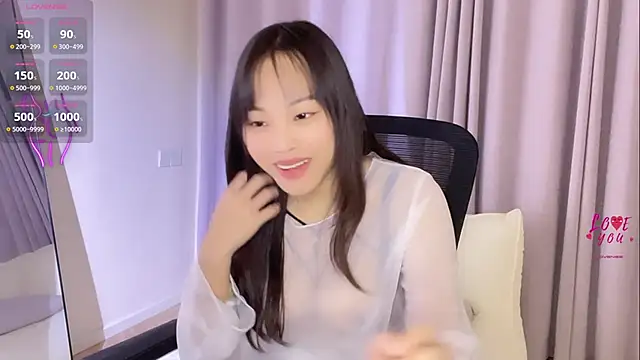 Snapshot of GD-girl001 chatting on December 15, 4:44 pm GD-girl001 online show from December 15, 4:44 pm