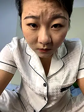 Snapshot of firemm-h chatting on December 2, 7:47 am firemm-h online show from December 2, 7:47 am