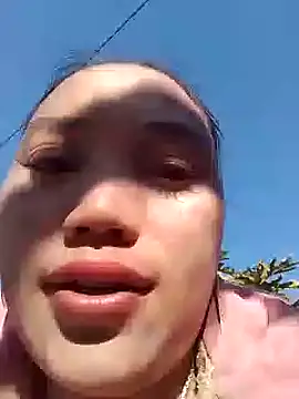 Snapshot of beny8800 chatting on November 29, 12:46 am beny8800 online show from November 29, 12:46 am