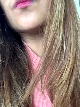 Snapshot of hotladki5 chatting on December 17, 7:36 am hotladki5 online show from December 17, 7:36 am