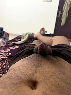 cumm boyyy online show from November 24, 6:40 pm