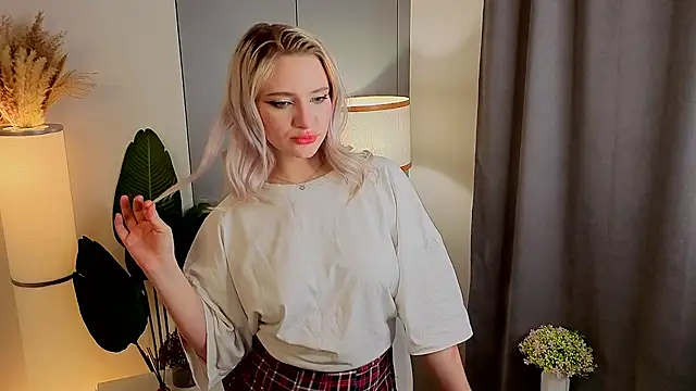 Snapshot of DorthaDunt chatting on November 30, 11:31 pm DorthaDunt online show from November 30, 11:31 pm