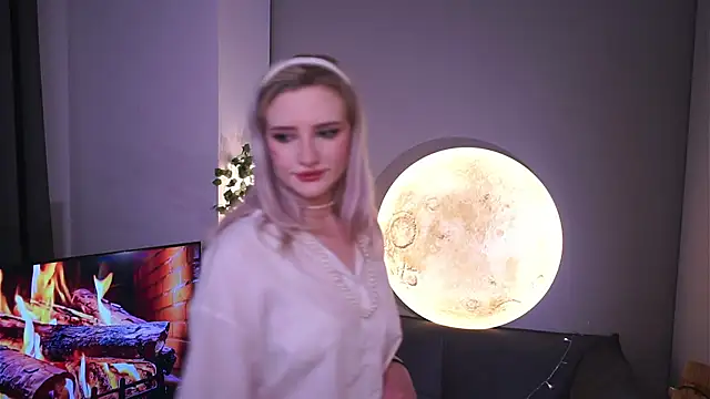 Snapshot of DorthaDunt chatting on December 4, 8:28 pm DorthaDunt online show from December 4, 8:28 pm