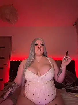 LaylaCupidd online show from December 16, 7:41 pm