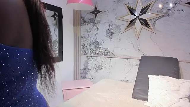 Snapshot of ZoeCollin chatting on July 16, 7:31 pm ZoeCollin online show from July 16, 7:31 pm
