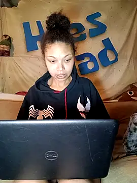 Snapshot of PassionateAboutSex chatting on February 18, 10:00 am PassionateAboutSex online show from February 18, 10:00 am