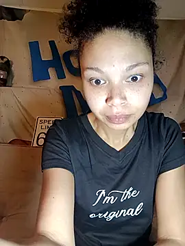 Snapshot of PassionateAboutSex chatting on February 19, 9:22 pm PassionateAboutSex online show from February 19, 9:22 pm