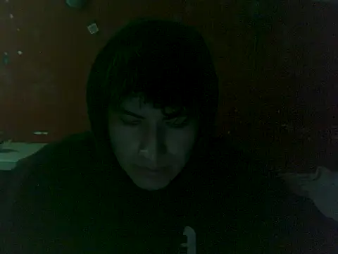 Snapshot of Dan_7579 chatting on June 5, 8:09 am Dan 7579 online show from June 5, 8:09 am