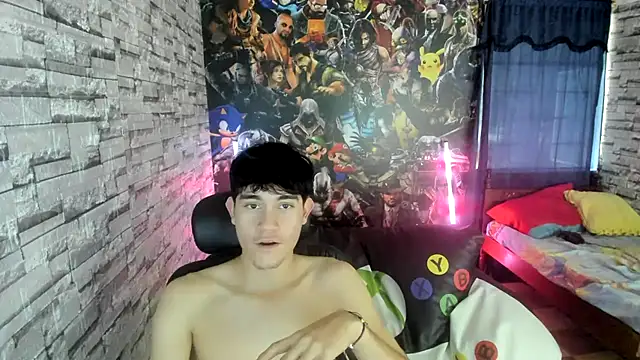 Snapshot of jay_orange chatting on December 13, 7:53 pm jay orange online show from December 13, 7:53 pm