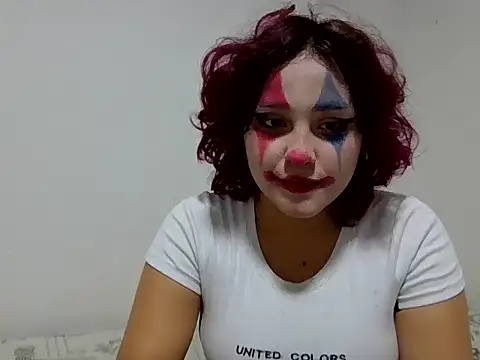 alisson indraa online show from February 18, 6:09 am