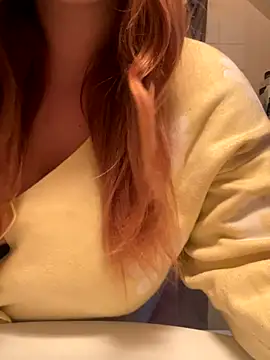 Snapshot of Blue-Coxy chatting on November 26, 7:20 am Blue-Coxy online show from November 26, 7:20 am