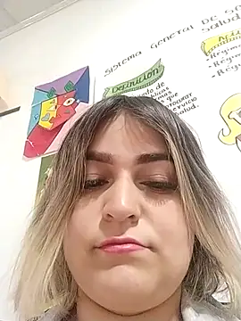 Snapshot of sexy_aurora_ourdoors chatting on December 5, 9:00 pm sexy aurora ourdoors online show from December 5, 9:00 pm