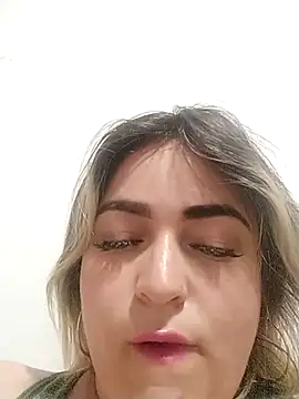 Snapshot of sexy_aurora_ourdoors chatting on December 13, 9:31 pm sexy aurora ourdoors online show from December 13, 9:31 pm