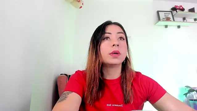 MaddieHunter online show from February 11, 2:11 pm