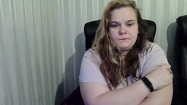 Snapshot of HarmonyKareraa chatting on December 14, 1:38 pm HarmonyKareraa online show from December 14, 1:38 pm