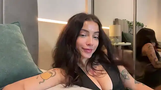 Snapshot of LianixLoverx chatting on July 15, 8:36 pm LianixLoverx online show from July 15, 8:36 pm