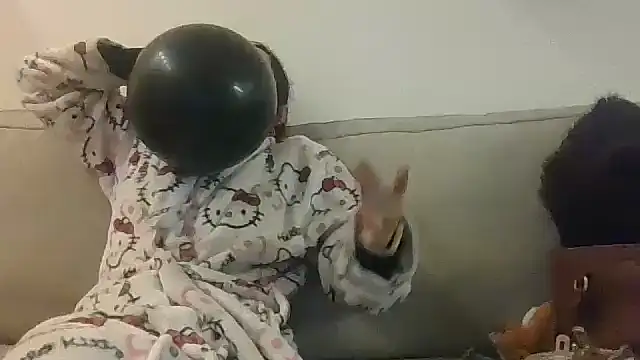 Snapshot of jasminestripper chatting on February 14, 4:31 am jasminestripper online show from February 14, 4:31 am