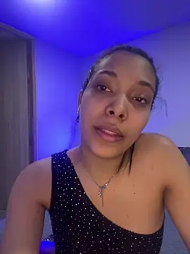 KarolRojas 22 online show from May 3, 3:34 am