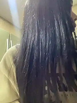 Snapshot of KarolRojas_22 chatting on June 5, 6:31 am KarolRojas 22 online show from June 5, 6:31 am