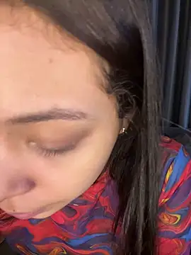 Snapshot of KarolRojas_22 chatting on June 7, 7:01 am KarolRojas 22 online show from June 7, 7:01 am
