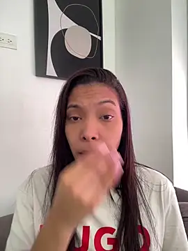 Snapshot of KarolRojas_22 chatting on June 11, 9:02 pm KarolRojas 22 online show from June 11, 9:02 pm