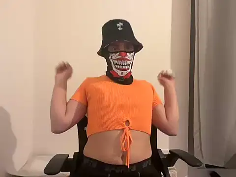 Snapshot of marotheladyboy chatting on November 24, 4:34 am marotheladyboy online show from November 24, 4:34 am